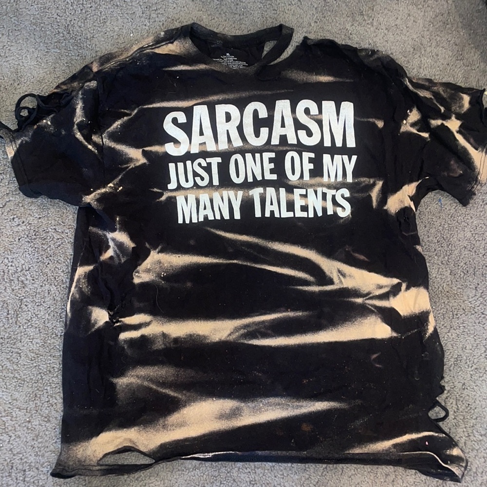 RIPPED AND BLEACHED TEE